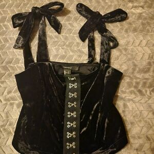 Black Velvet Crop Top with Tie Bow Straps - Forever 21